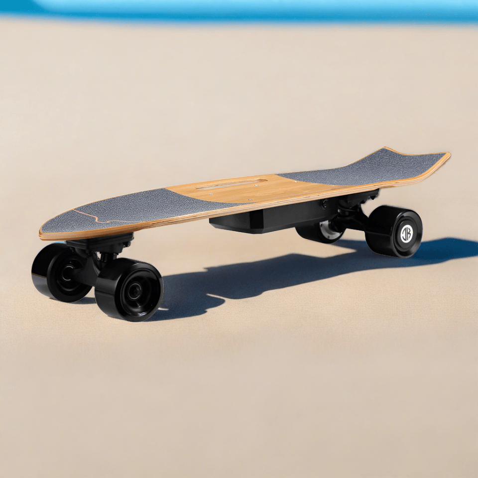 JKing 700W Dual Hub Motor Electric Skateboard - Skateboard Australia